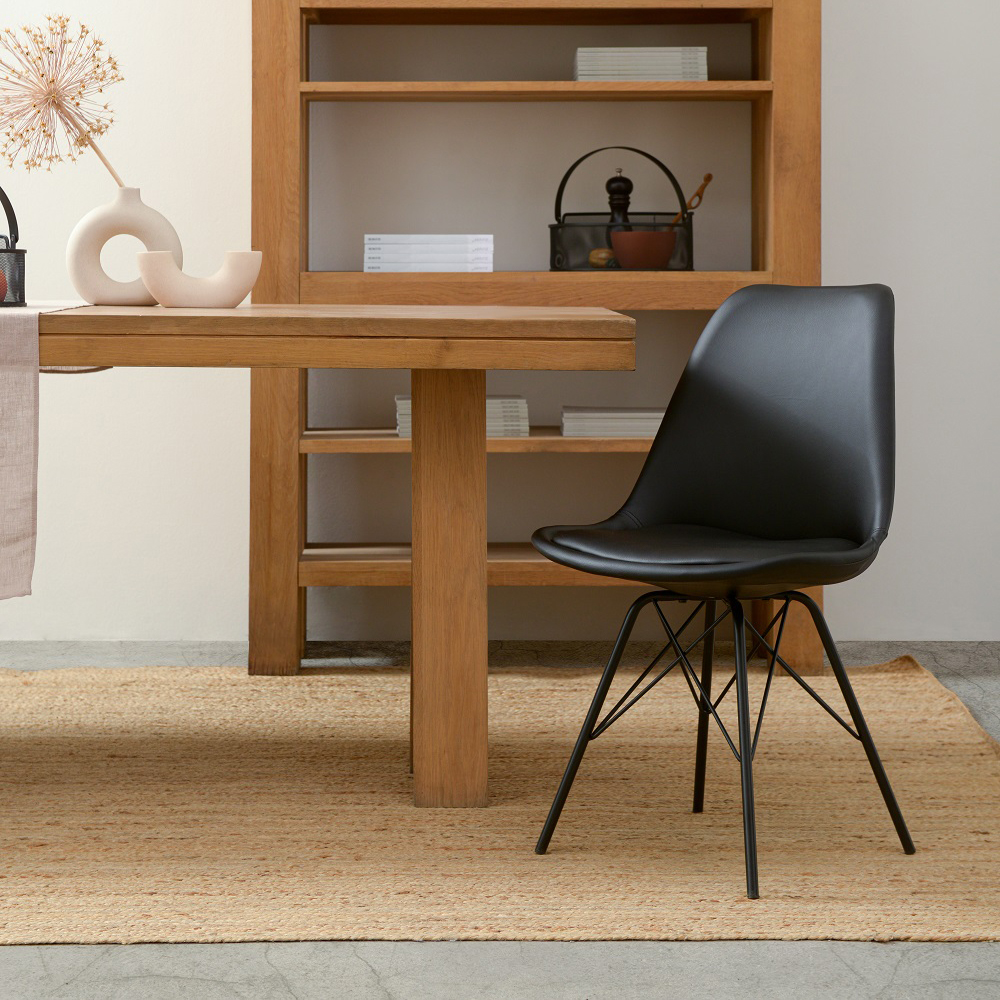Изображение Новые стулья и журнальные столики Bergenson Bjorn в DesignBoom