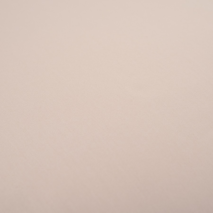 Изображение товара Простыня на резинке из сатина бежевого цвета из коллекции Essential, 180х200 см