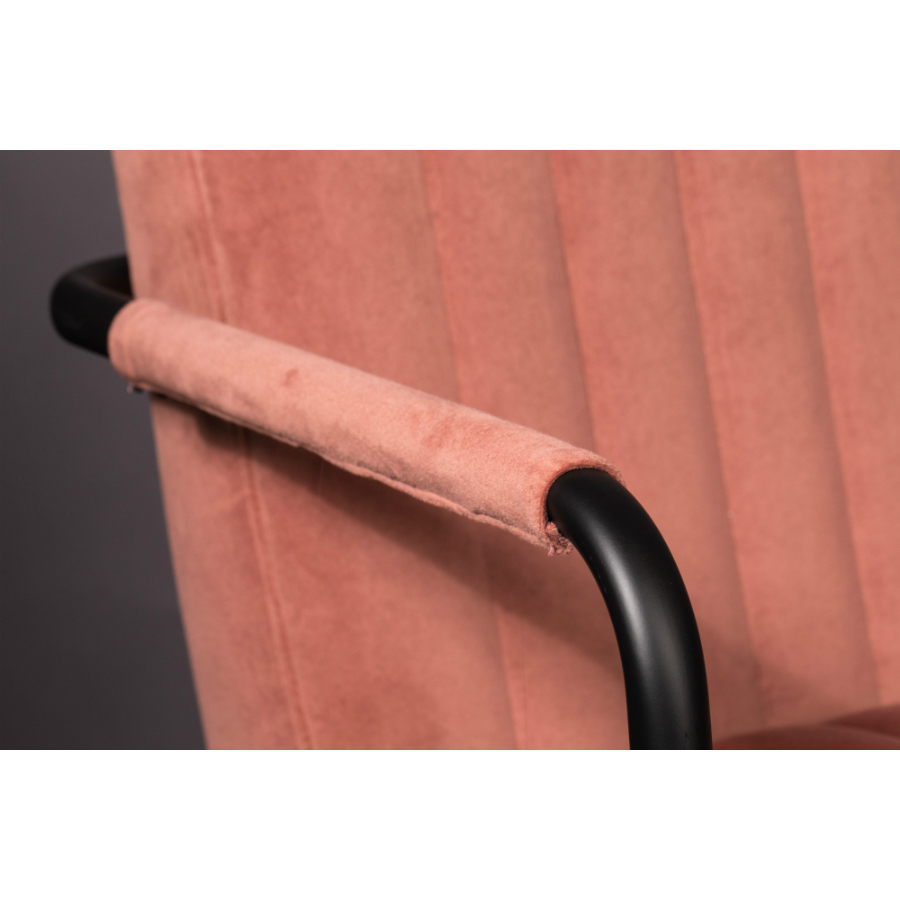 Изображение товара Кресло Dutchbone, Stitched Velvet, 58x66x83 см, розовое