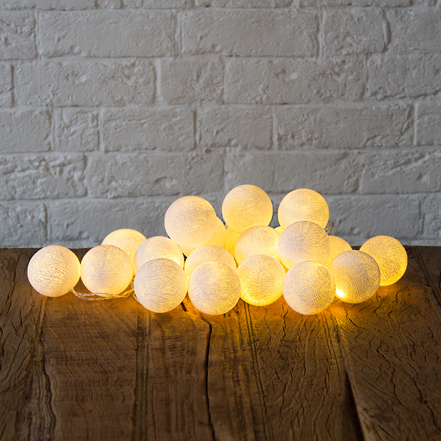 Изображение товара Гирлянда Lares&Penates, шарики, на батарейках, 20 ламп, 3 м, белая