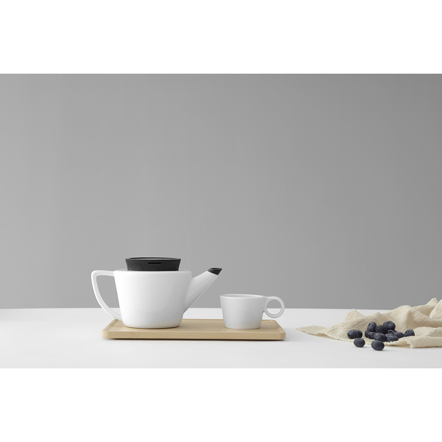 Изображение товара Чайник заварочный с ситечком Viva Scandinavia, Infusion, 500 мл, черно-белый