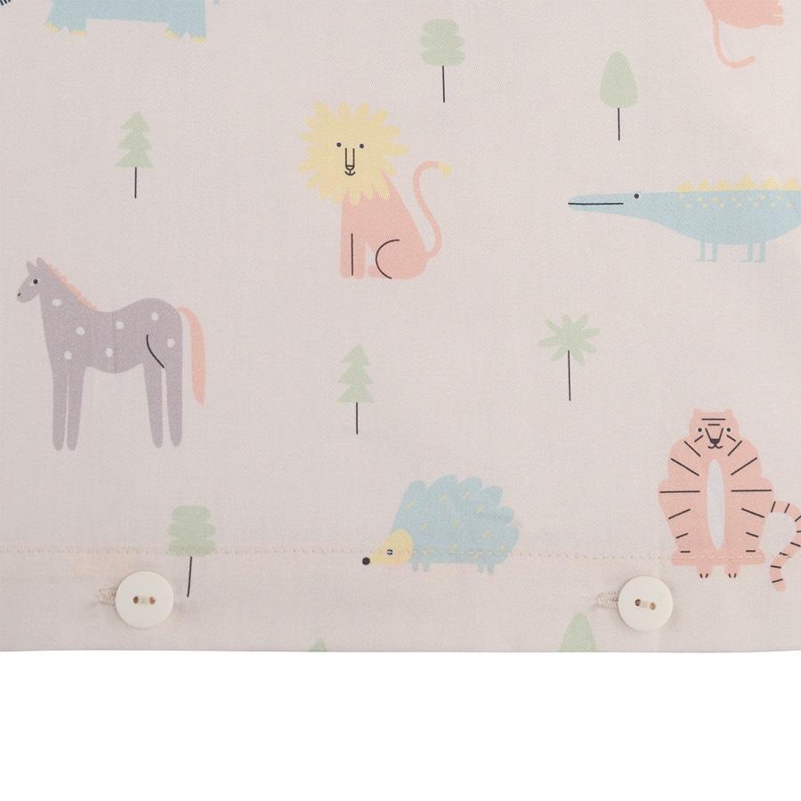 Изображение товара Комплект постельного белья из сатина с принтом Animalia world из коллекции Tiny world, 110х140 см