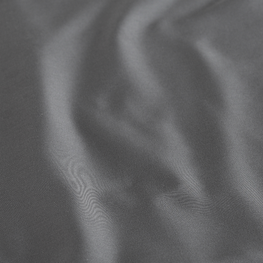Изображение товара Комплект постельного белья из сатина темно-серого цвета в принтом Birds of Nile из коллекции Wild, 200х220 см