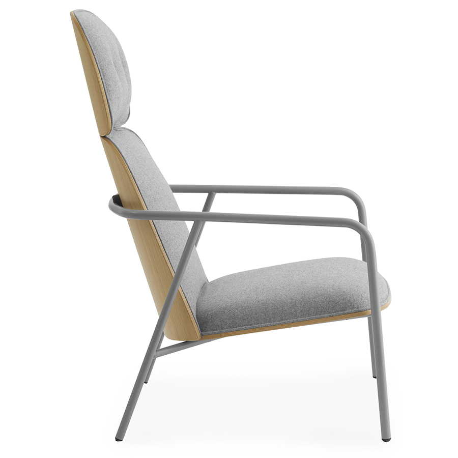 Изображение товара Кресло мягкое высокое с основанием из дуба Pad, серое
