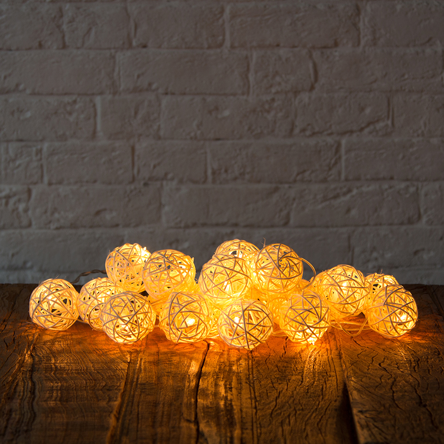 Изображение товара Гирлянда Lares&Penates из ротанга, шарики, от сети, 20 ламп, 3 м
