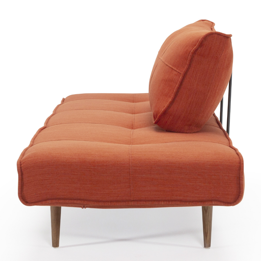 Изображение товара Кушетка Zeal с подушкой и ножками Styletto, оранжевая