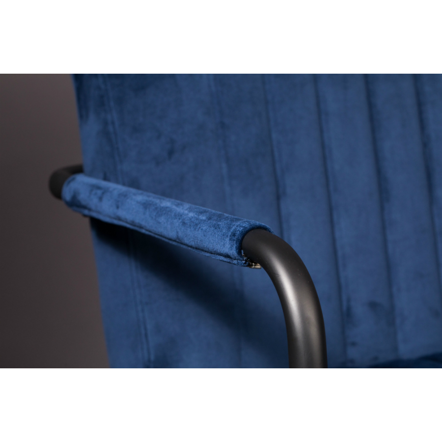 Изображение товара Кресло Dutchbone, Stitched Velvet, 58x66x83см, синее