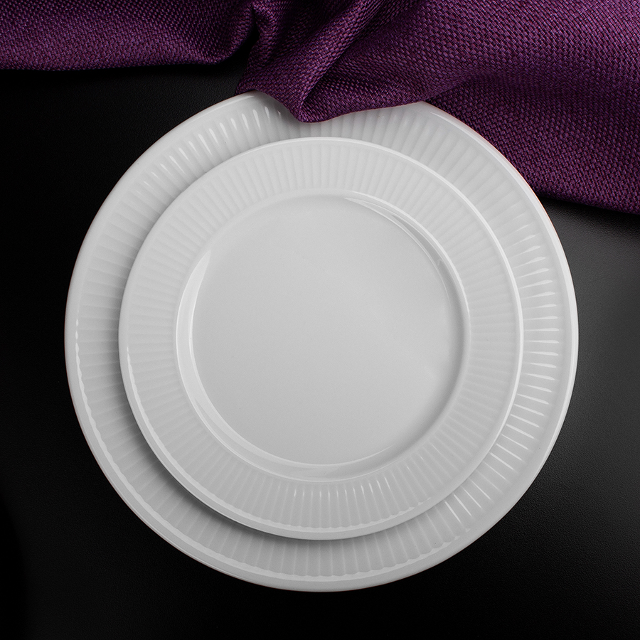 Изображение товара Тарелка закусочная Plisse, Ø22 см, белая