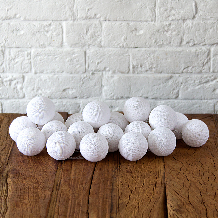 Изображение товара Гирлянда Lares&Penates, шарики, на батарейках, 20 ламп, 3 м, белая