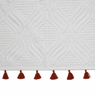 Изображение товара Полотенце банное белое, с кисточками цвета красной глины из коллекции Essential, 70х140 см