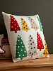 Изображение товара Чехол на подушку Jolly forest из коллекции New Year Essential, 45х45 см