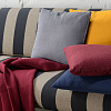 Изображение товара Подушка декоративная из хлопка фактурного плетения бордового цвета из коллекции Essential, 45х45 см