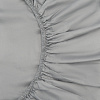 Изображение товара Простыня на резинке из умягченного сатина серого цвета из коллекции Essential, 160х200х30 см