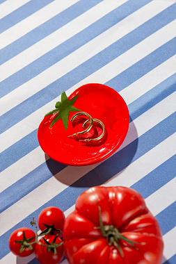 картинка Поднос декоративный для украшений Dolce Vita,Tomat, 9х11х1,5 см от магазина Одежда+