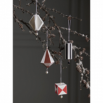 Изображение товара Набор елочных украшений из бумаги Christmas chic из коллекции New Year Essential