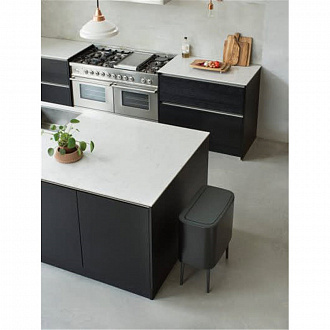 Изображение товара Бак для мусора Brabantia, Touch Bin Bo, 36 л, черный матовый
