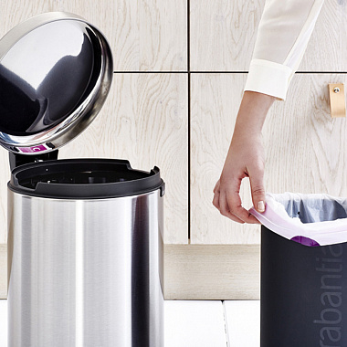 картинка Бак для мусора Brabantia, newIcon, 12 л, матовая сталь от магазина Одежда+