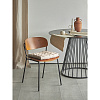Изображение товара Подушка на стул из хлопка бежевого цвета из коллекции Essential, 40х40 см