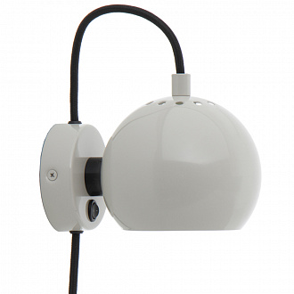 Изображение товара Лампа настенная Ball, Ø12 см, светло-серая глянцевая