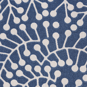 Изображение товара Набор из двух салфеток сервировочных темно-синего цвета с принтом Спелая Смородина из коллекции Scandinavian touch, 45х45 см