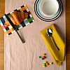 Изображение товара Дорожка на стол из умягченного льна розово-пудрового цвета из коллекции Essential, 45х150 см