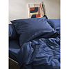Изображение товара Комплект постельного белья из премиального сатина темно-синего цвета из коллекции Essential, 200х220 см