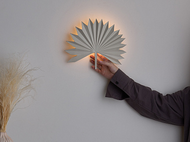 картинка Светильник настенный Palm Leaf, 30х24 см, белый от магазина Одежда+