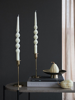 картинка Набор из двух свечей кремового цвета из коллекции Essential, 35 см от магазина Одежда+