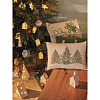 Изображение товара Подушка декоративная с вышивкой Christmas tree из коллекции New Year Essential, 30х45 см