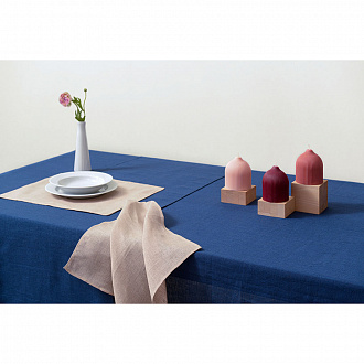 Изображение товара Дорожка на стол из стираного льна синего цвета из коллекции Essential, 45х150 см