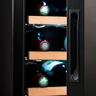 Изображение товара Холодильник винный CC18