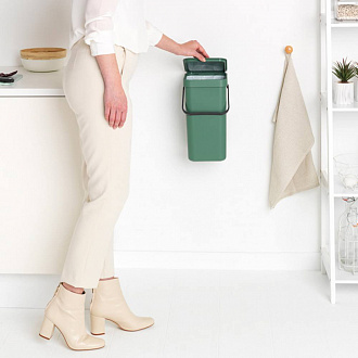 Изображение товара Бак для мусора Brabantia, Sort&Go, 12 л, темно-зеленый