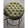 Изображение товара Подушка на стул круглая из хлопка оливкового цвета из коллекции Essential, 40 см