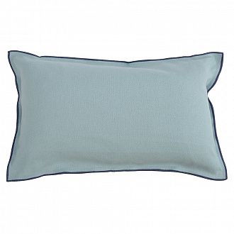 Изображение товара Чехол на подушку из фактурного хлопка голубого цвета с контрастным кантом из коллекции Essential, 30х50 см