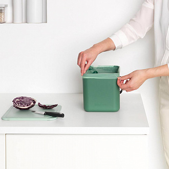 Изображение товара Бак для мусора Brabantia, Sort&Go, 6 л, темно-зеленый