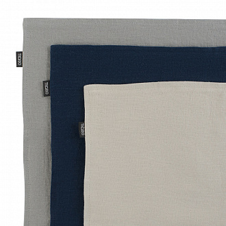 Изображение товара Салфетка двухсторонняя под приборы из умягченного льна серого цвета Essential, 35х45 см