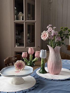 картинка Подсвечник Floret голубого цвета из коллекции Blossom, 20 см от магазина Одежда+