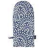 Изображение товара Прихватка-варежка темно-синего цвета с принтом Спелая Смородина из коллекции Scandinavian touch, 14х32 см