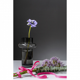 Изображение товара Ваза для цветов Vayr, 26 см, серая