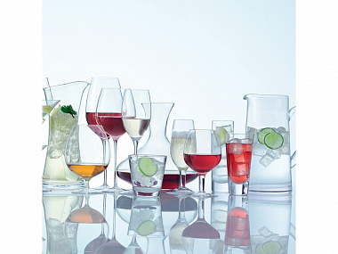 картинка Кувшин Bar, 1,9 л от магазина Одежда+