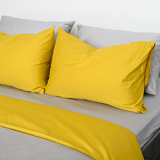Изображение товара Комплект постельного белья двуспальный из сатина горчичного цвета из коллекции Essential