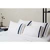 Изображение товара Комплект постельного белья из сатина белого цвета с темно-синим кантом из коллекции Essential, 150х200 см