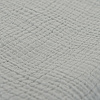 Изображение товара Одеяло из жатого хлопка серого цвета из коллекции Essential 90x120 см