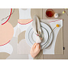 Изображение товара Дорожка на стол из хлопка бежевого цвета с авторским принтом из коллекции Freak Fruit, 45х150 см