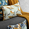 Изображение товара Чехол для подушки мятного цвета с дизайнерским принтом Birds of Nile из коллекции Wild, 30х50 см